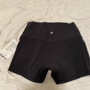 NWT Lululemon Align Short 4”, size 10